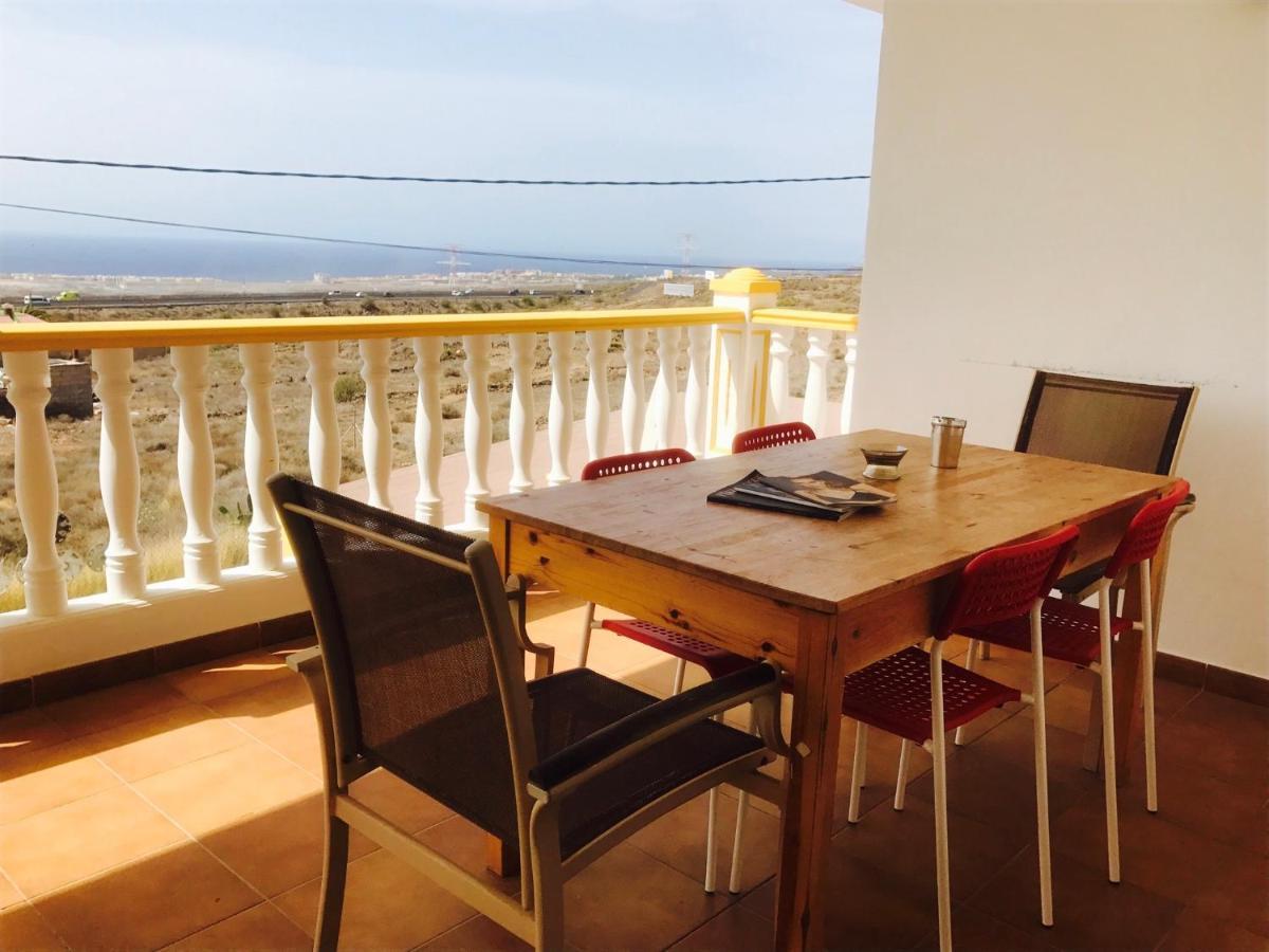 Wifi Tenerife Sur Guest House Granadilla De Abona Exterior foto
